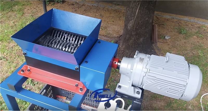 Plastic Shredder machine