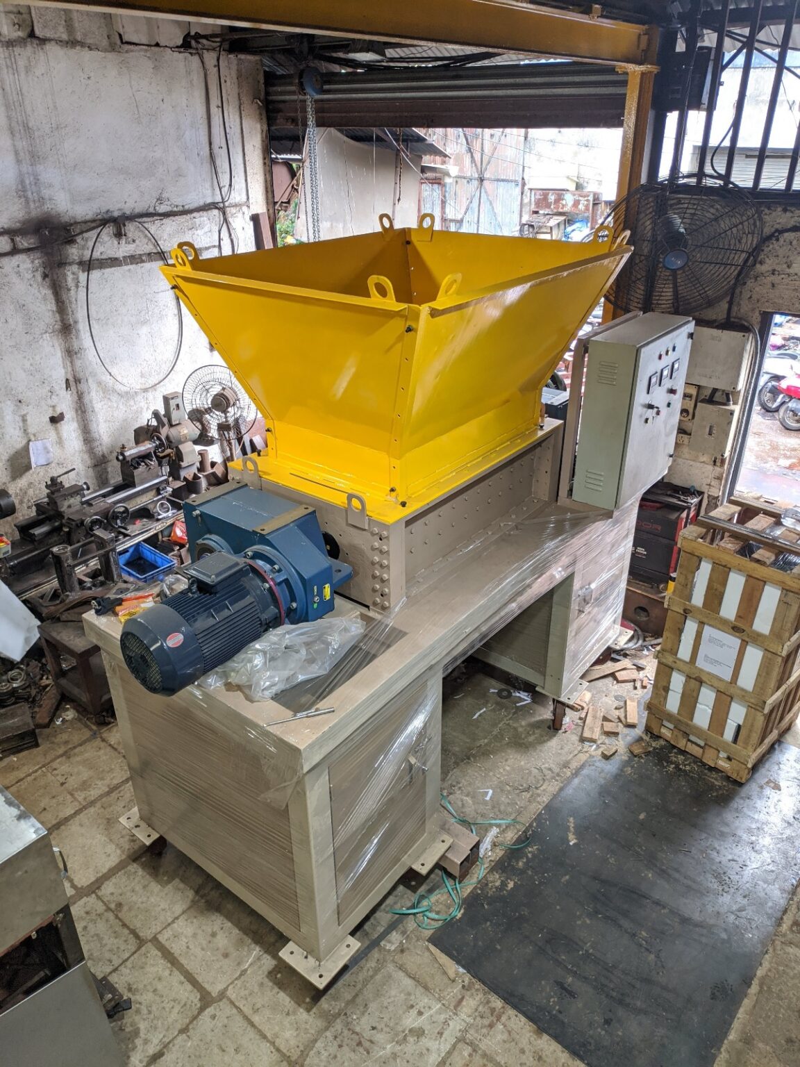 Pallet Shredder - Shredders and Shredding Company